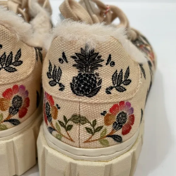 NWT Romantic Garden Platform Sneaker Size 8.5 Canvas With Floral Print