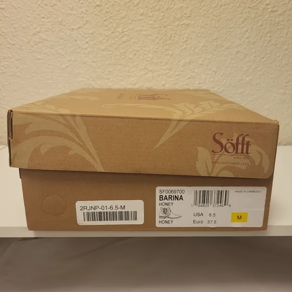 NWT Söfft Honey Leather Barina Chelsea Boots Size 6½