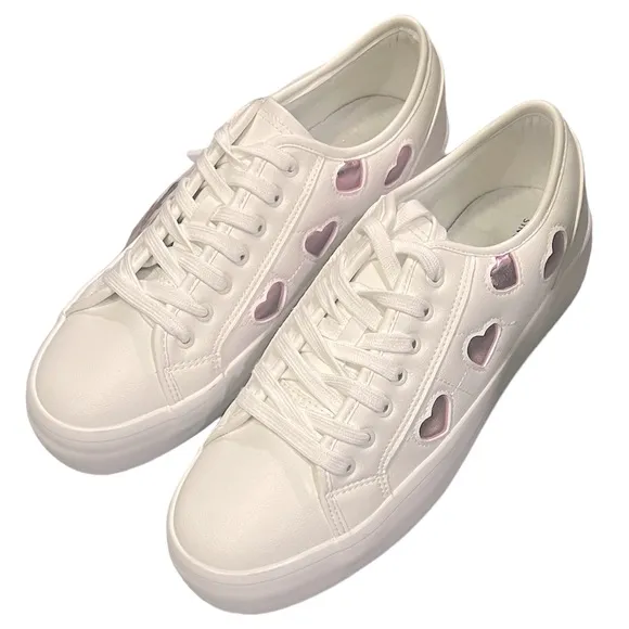NWT Sincerely Jules Metallic Hearts Valentine’s Day Sneakers Size 9.5