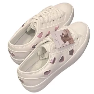 NWT Sincerely Jules Metallic Hearts Valentine’s Day Sneakers Size 9.5