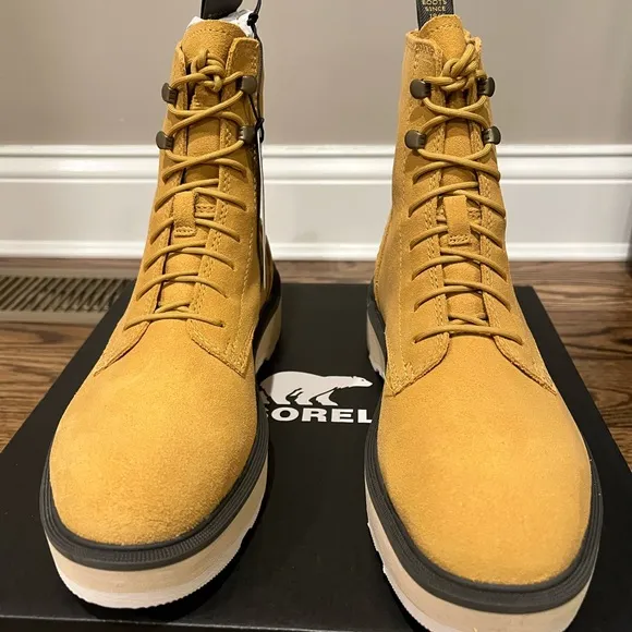 NWT Sorel Hi-Line lace combat boots size 8