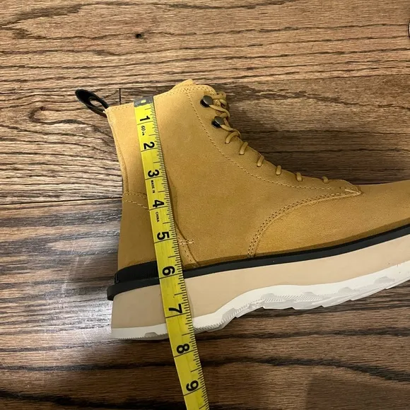 NWT Sorel Hi-Line lace combat boots size 8