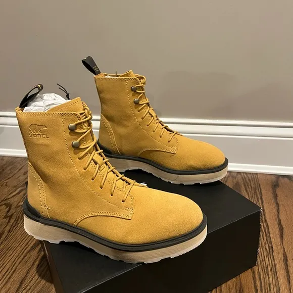 NWT Sorel Hi-Line lace combat boots size 8
