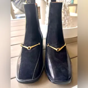 NWT Tory Burch Women's Black Equestrian LinkChelsea Ankle Boots, Size 7