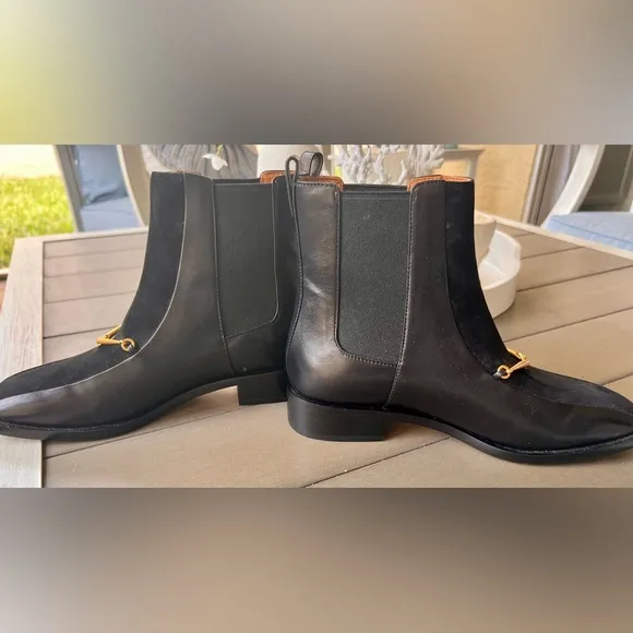 NWT Tory Burch Women's Black Equestrian LinkChelsea Ankle Boots, Size 7