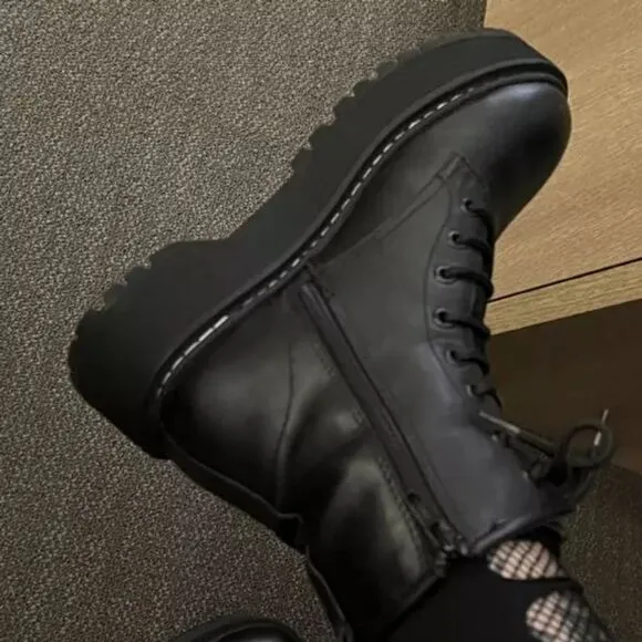Nwt Women's Combat boots