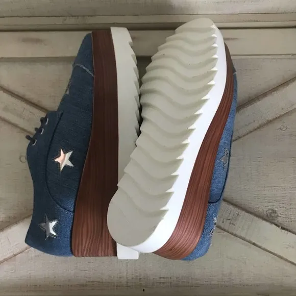 NWT y2k Star Denim platform sneakers by Seniorah size 6.5