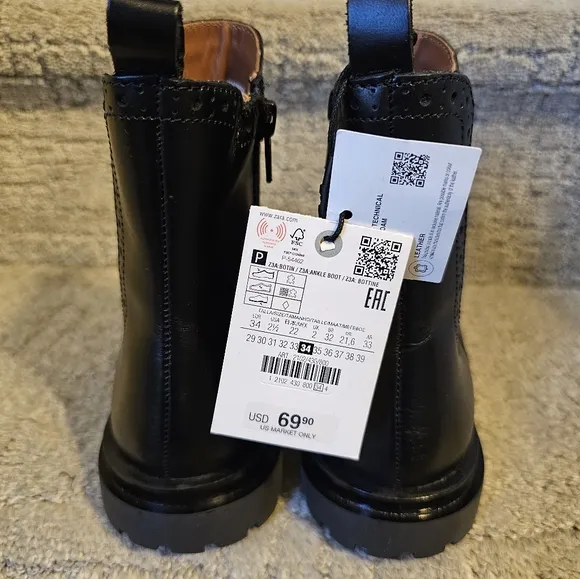 NWT Zara Big Kids Black Leather Die Cut Chelsea Boots
