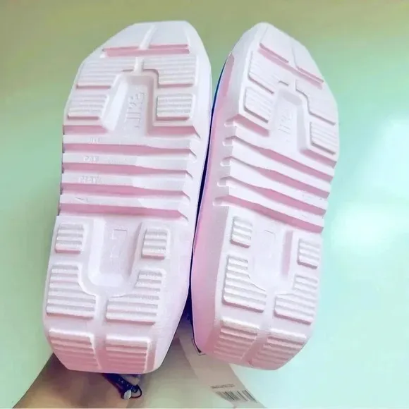 NWT Nike Playscape GS Sapphire Sunset Pulse Strap Sandals