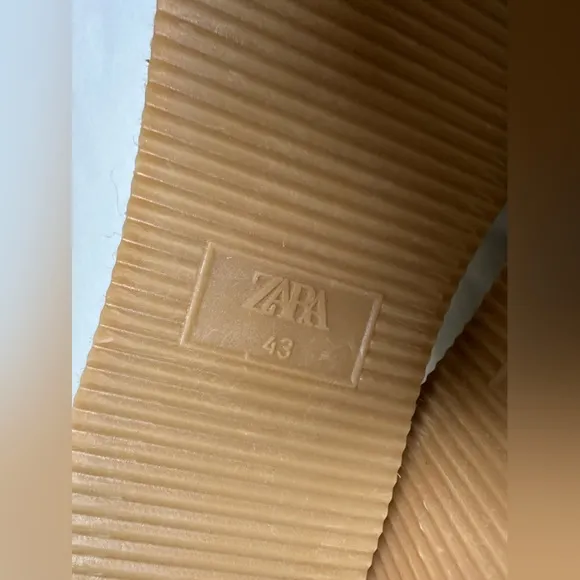 Nwt;Zara Off White Canvas Espadrilles🟡