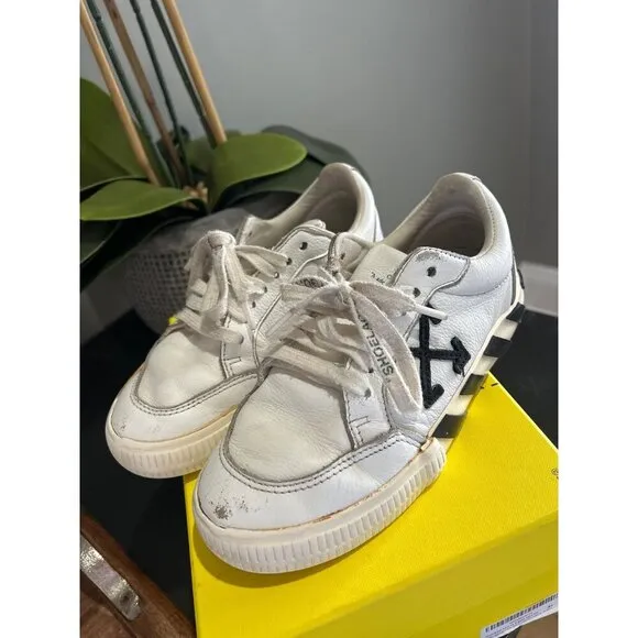 Off White Low Vulcanized Calf Leather Sneakers White Black Kids Size 31 12.5