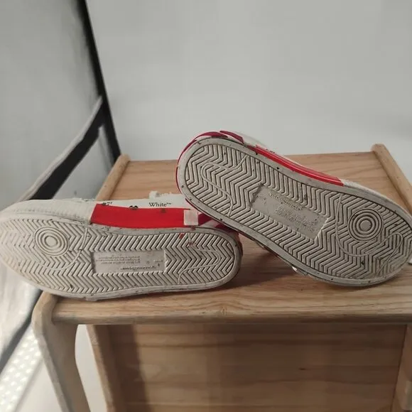 OFF WHITE VULCANIZED CANVAS SNEAKERS LOW WHITE RED KIDS SIZE 1 youth