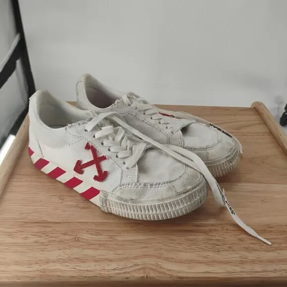OFF WHITE VULCANIZED CANVAS SNEAKERS LOW WHITE RED KIDS SIZE 1 youth