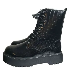 Olivia Miller Womens Freya Black Croc Print Lug Sole Lace Up Combat Boots Sz 10