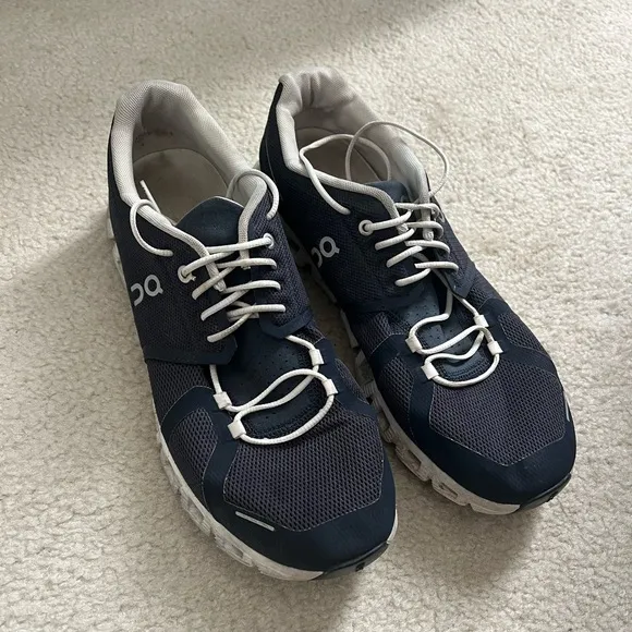 On Men's Cloud 5 Low Top Sneakers