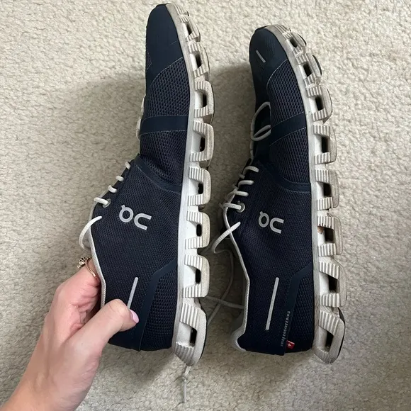 On Men's Cloud 5 Low Top Sneakers