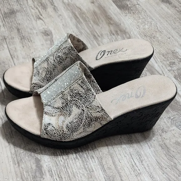 Onex Danica Elastic Wedge Embellished Sandal Slide Women's size 10
