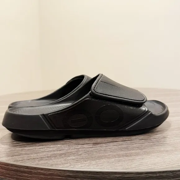 OOFOS Mens OOahh Sport Recovery Slide Sandals Matt Black