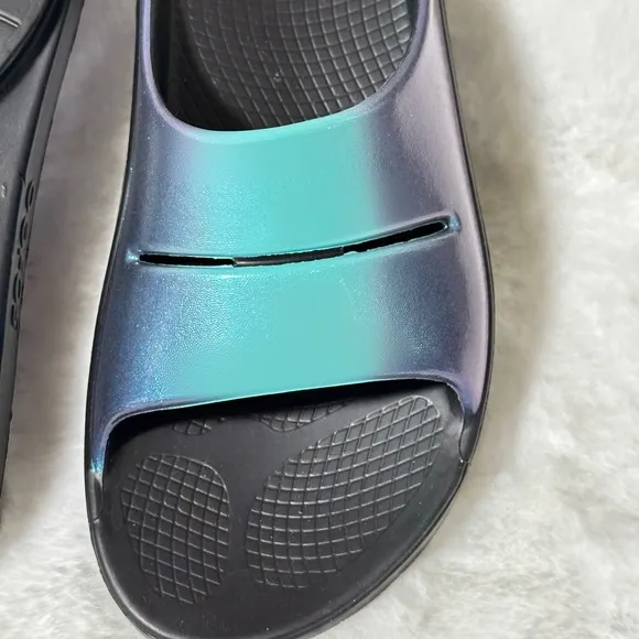 OOFOS OOahh Luxe Slide Sandals Slip On Atlantis Recovery Support Therapy Medical