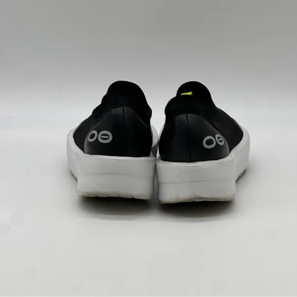 OOFOS OOmega eeZee Low Platform Sneakers. Size 6