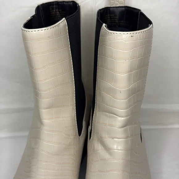 Open Edit Edayla Cream 10M Faux Croc-Embossed Ankle Heeled Chelsea Style Boots