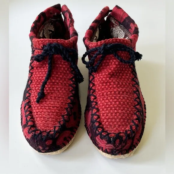 Oralba Women's High tops espadrilles handmade Booties Wearable Art Ankle Boots