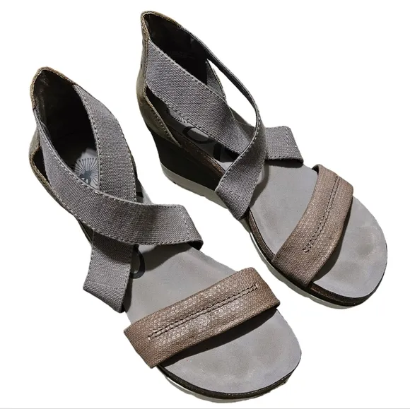 OTBT Halfmoon Sport Bottom Wedge Sandals