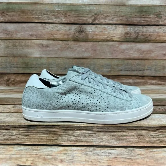 P448 John Low Top Sneakers