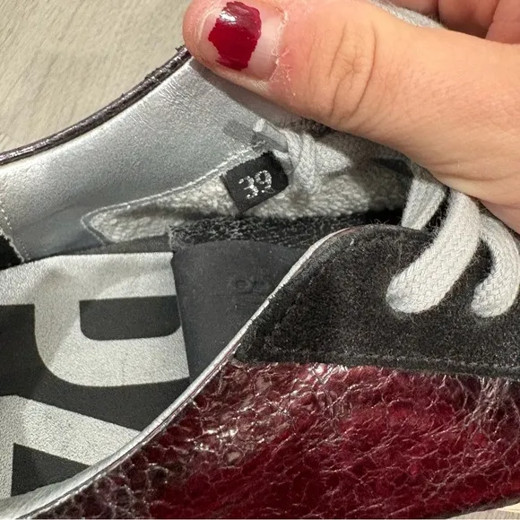 P448 Sneakers John Boster Low Top in Black Grey Silver