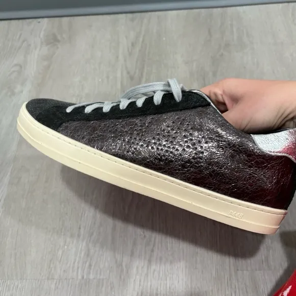 P448 Sneakers John Boster Low Top in Black Grey Silver