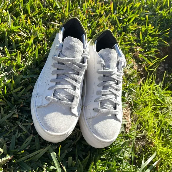 P448 Thea platform sneakers 37white Green Croc Embossed back logo $298 preowned