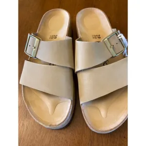 Papillio by Birkenstock Platform Sandals Adjustable Buckle Straps Size 8 narrow