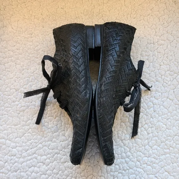 Papucei black textured square toe flats