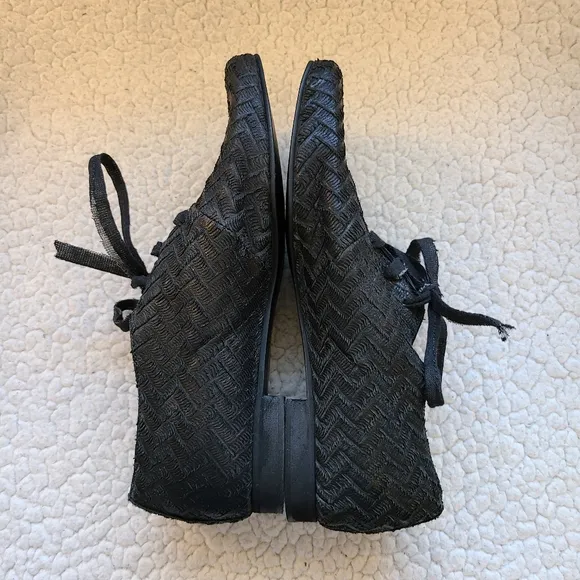 Papucei black textured square toe flats