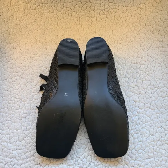 Papucei black textured square toe flats
