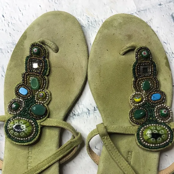 🔹Patricia Green Suede Leather Embellished Sandals