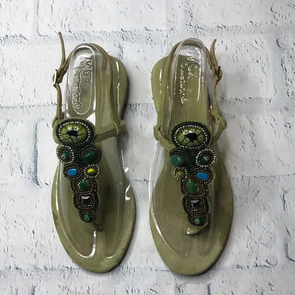 🔹Patricia Green Suede Leather Embellished Sandals