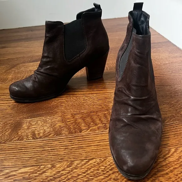 PAUL GREEN Suede Nubuck Leather Slouchy Chelsea Boots Ankle Heeled Luxury 5.5