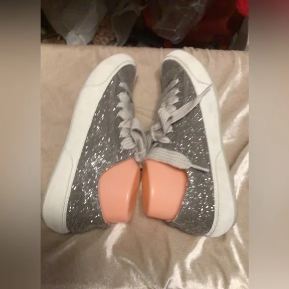 PEDRO GARCIA MADE IN SPAIN SILVER GLITTER SNEAKERS SZ 39