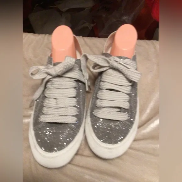 PEDRO GARCIA MADE IN SPAIN SILVER GLITTER SNEAKERS SZ 39