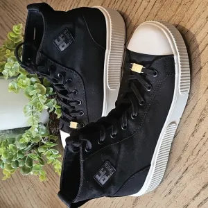 PF. Flyers black platform hightops size 7.5 NWOT