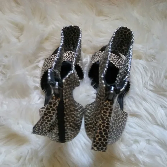 Pierre Hardy Snakeskin Ankle Strap Sandals Size 39