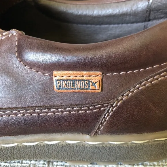 Pikolinos leather loafer driving shoes