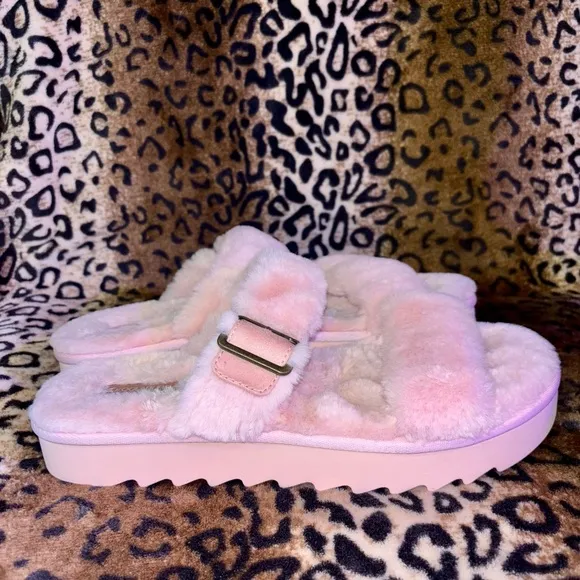 Pink Fuzzy Slide Sandals Koolaburra
