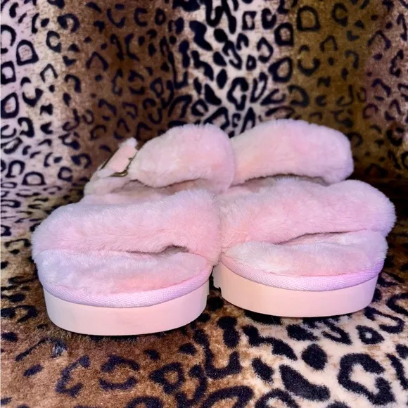Pink Fuzzy Slide Sandals Koolaburra