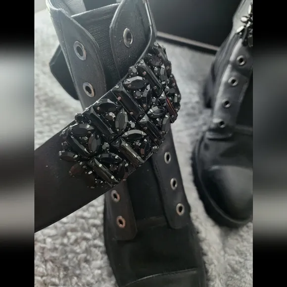 Pippa Mesh Boots