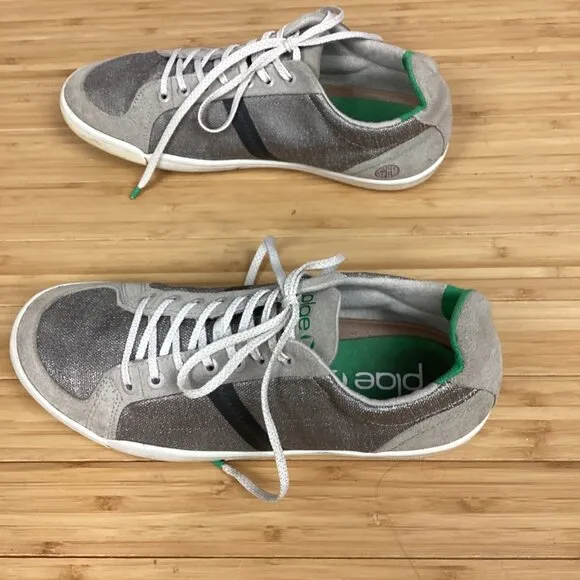 PLAE Prospect Gray Suede Classic Low Top Sneakers Shoes Mens 67.5 Womens 8