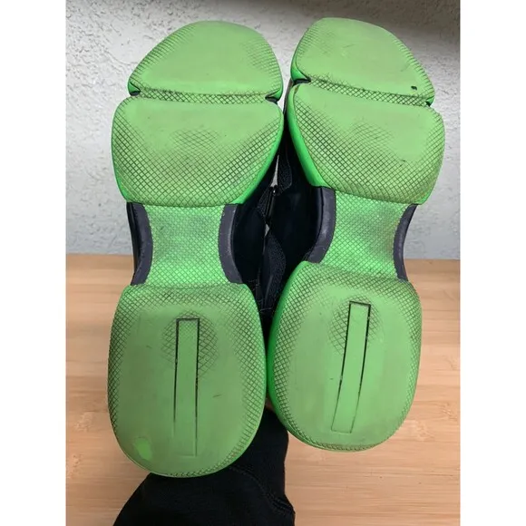 PRADA Cloudbust logo rubber strapped low top sneakers Black and lime green Sz 10