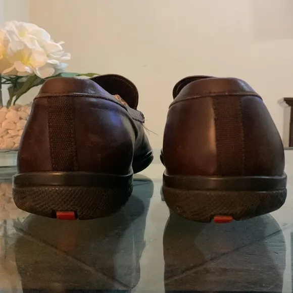 PRADA Línea Rossi Cordovan Driving Loafers