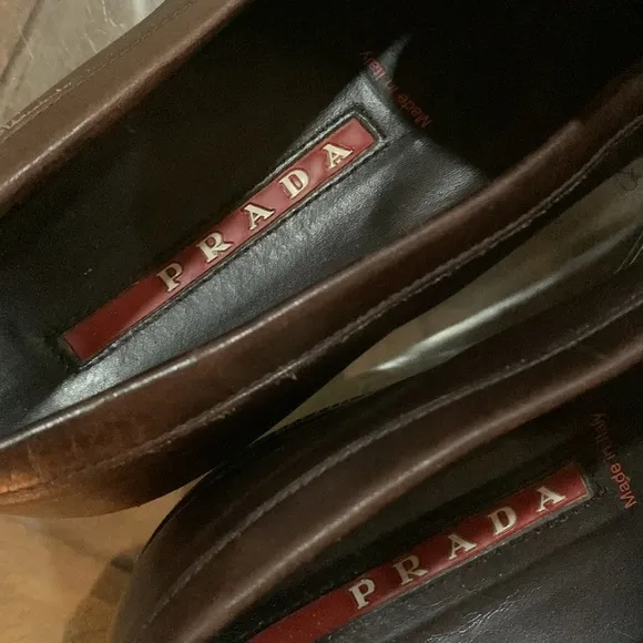 PRADA Línea Rossi Cordovan Driving Loafers